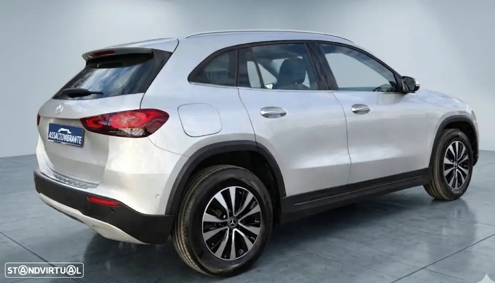 Mercedes-Benz GLA 250 3