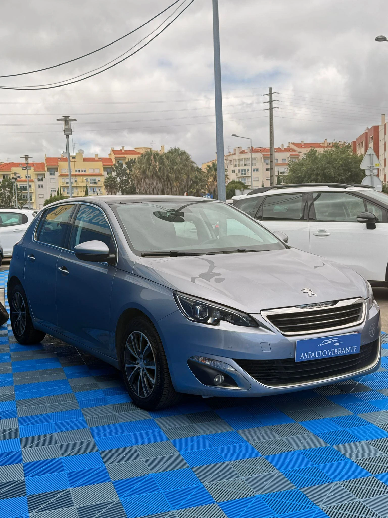 Peugeot 308 1.2 PureTech Allure 4