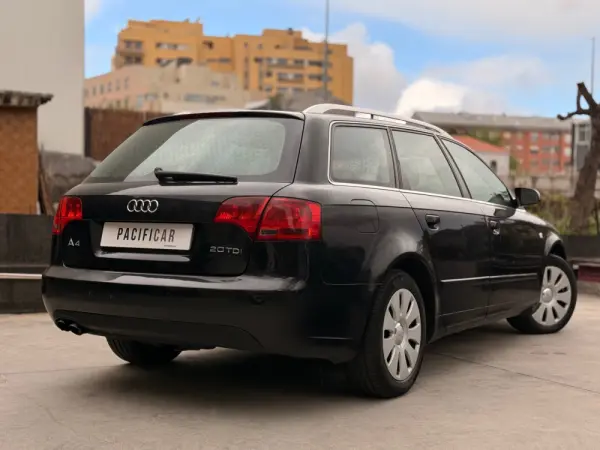 Audi A4 Avant 2