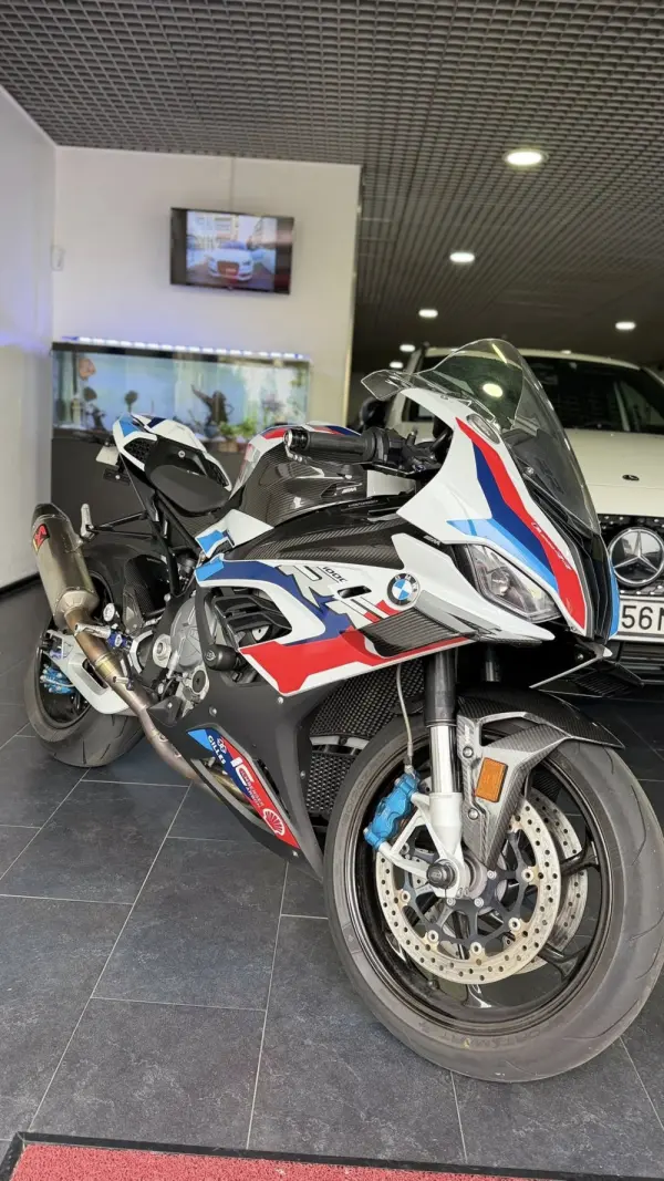 BMW M 1000 RR PACK M 5