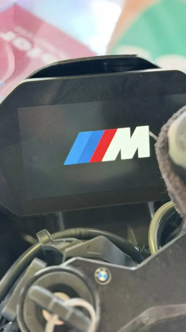 BMW M 1000 RR PACK M 11