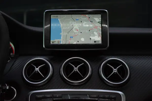 Mercedes-Benz A 45 AMG Edition 1 32