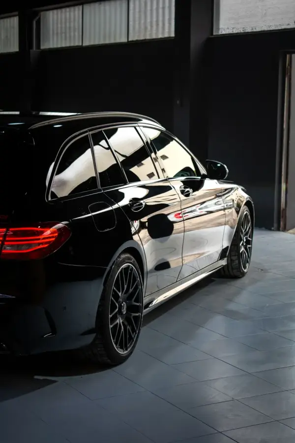 Mercedes-Benz C 63 AMG S 22