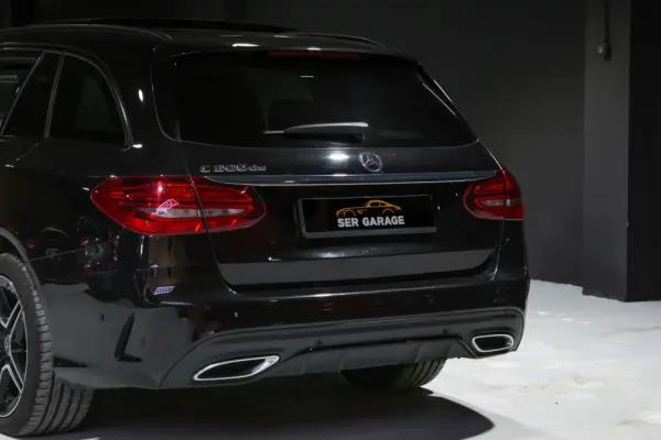 Mercedes-Benz C 300 de amg line 3