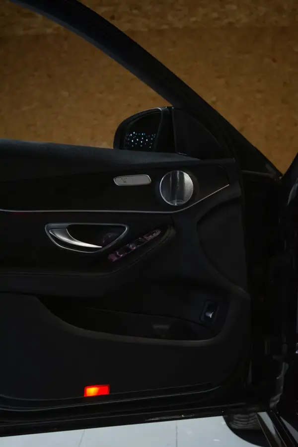 Mercedes-Benz C 300 de amg line 18