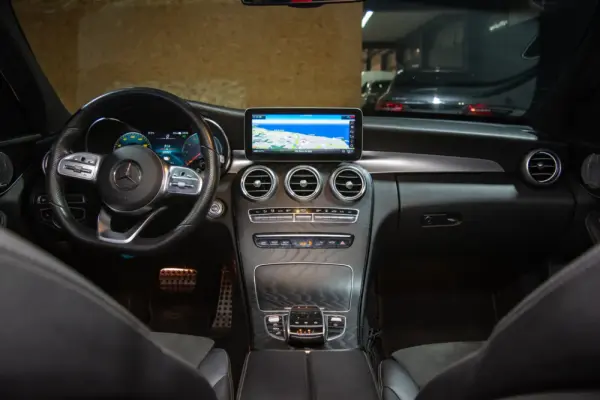 Mercedes-Benz C 300 de amg line 20