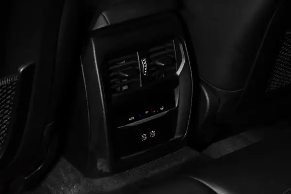 BMW 320 320e full look M3 52