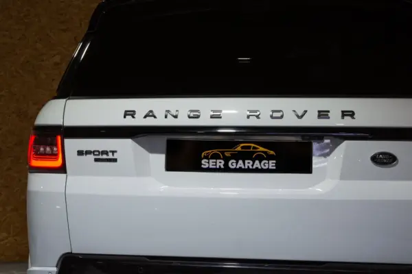 Land Rover Range Rover Sport P400e Hybrid HSE 9