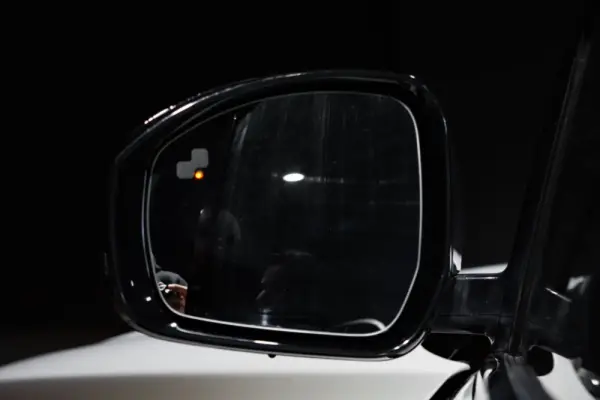 Land Rover Range Rover Sport P400e Hybrid HSE 23