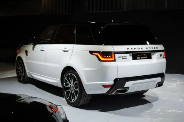 Land Rover Range Rover Sport P400e Hybrid HSE 50