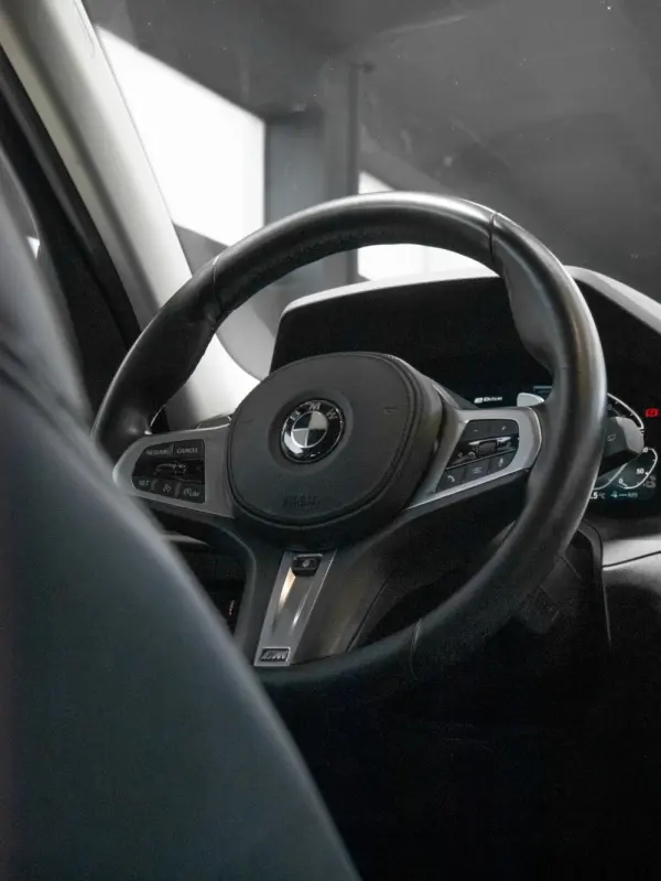 BMW 320 320e full look M3 29