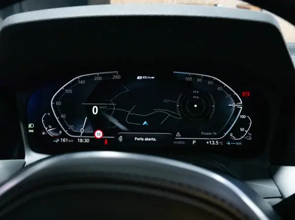 BMW 320 320e full look M3 25