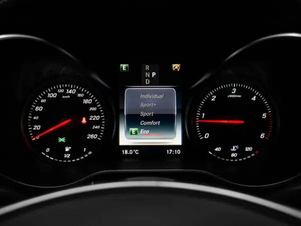 Mercedes-Benz C 220 c220d coupe 29