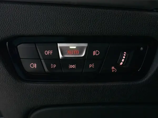 BMW 320 320e full look M3 37