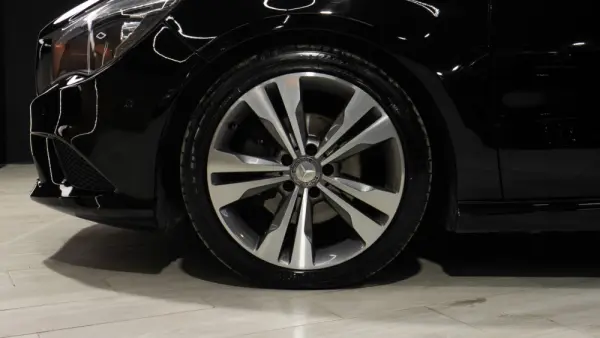 Mercedes-Benz CLA 220 d Aut. 7