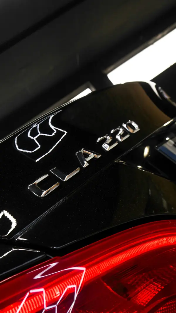 Mercedes-Benz CLA 220 d Aut. 5