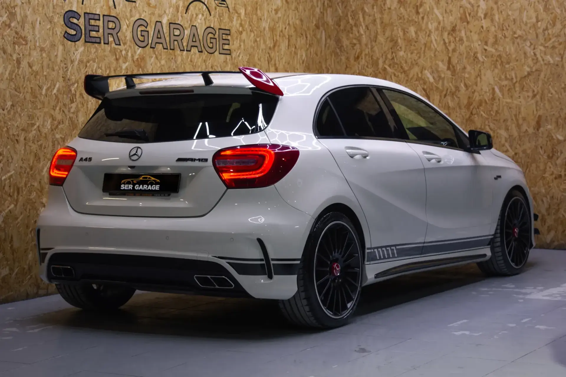 Mercedes-Benz A 45 AMG Edition 1 4