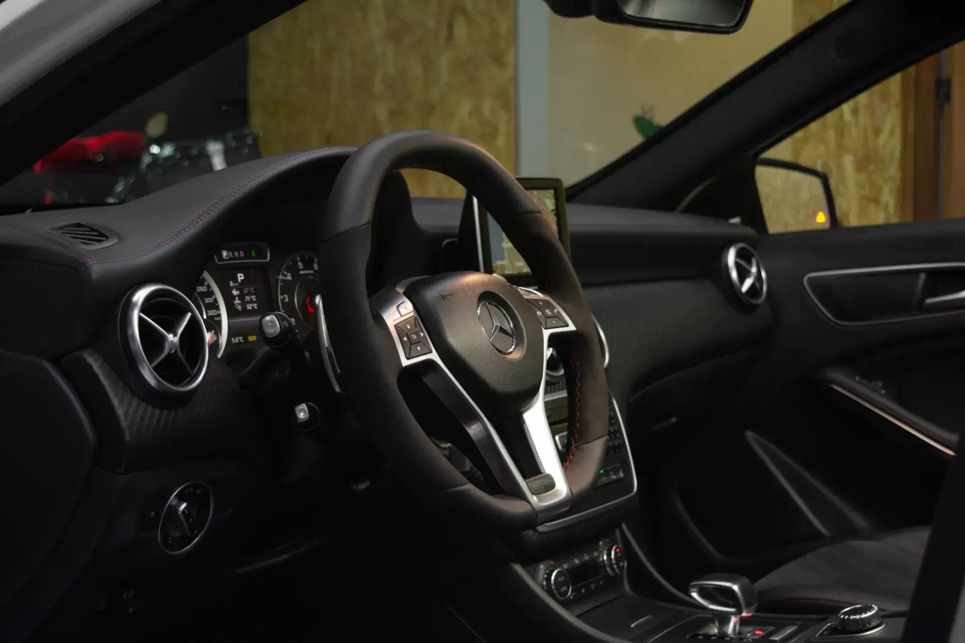 Mercedes-Benz A 45 AMG Edition 1 14