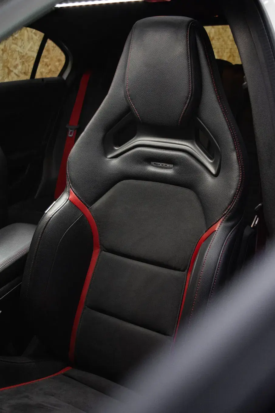 Mercedes-Benz A 45 AMG Edition 1 26