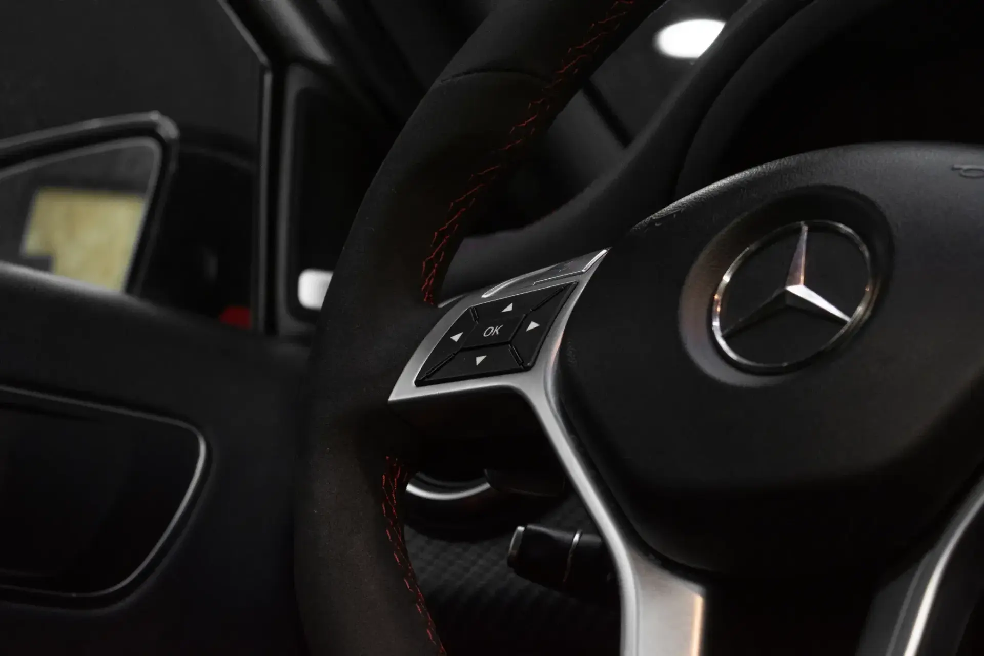 Mercedes-Benz A 45 AMG Edition 1 35