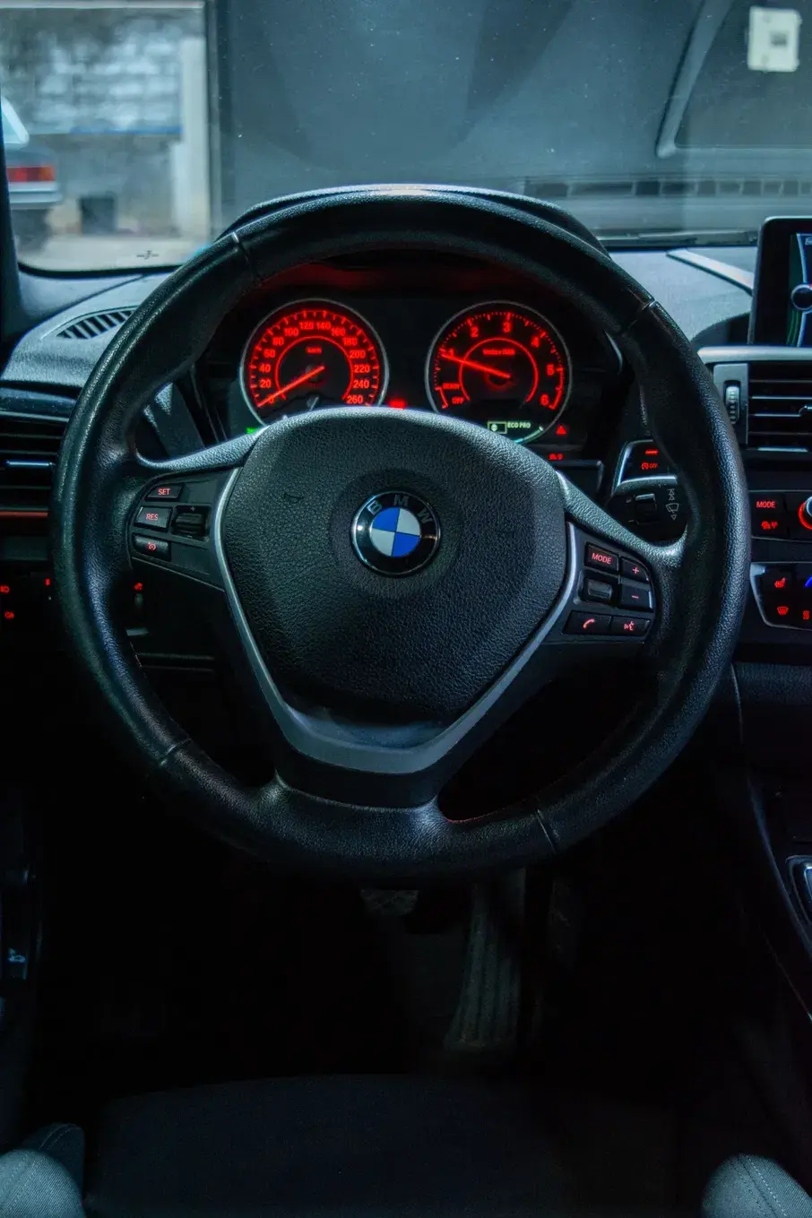 BMW 120 120d pack M 9