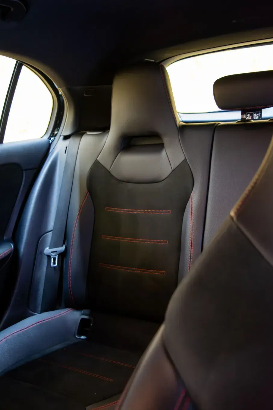 Mercedes-Benz A 200 d 8G-DCT Lim. Special Edition 16