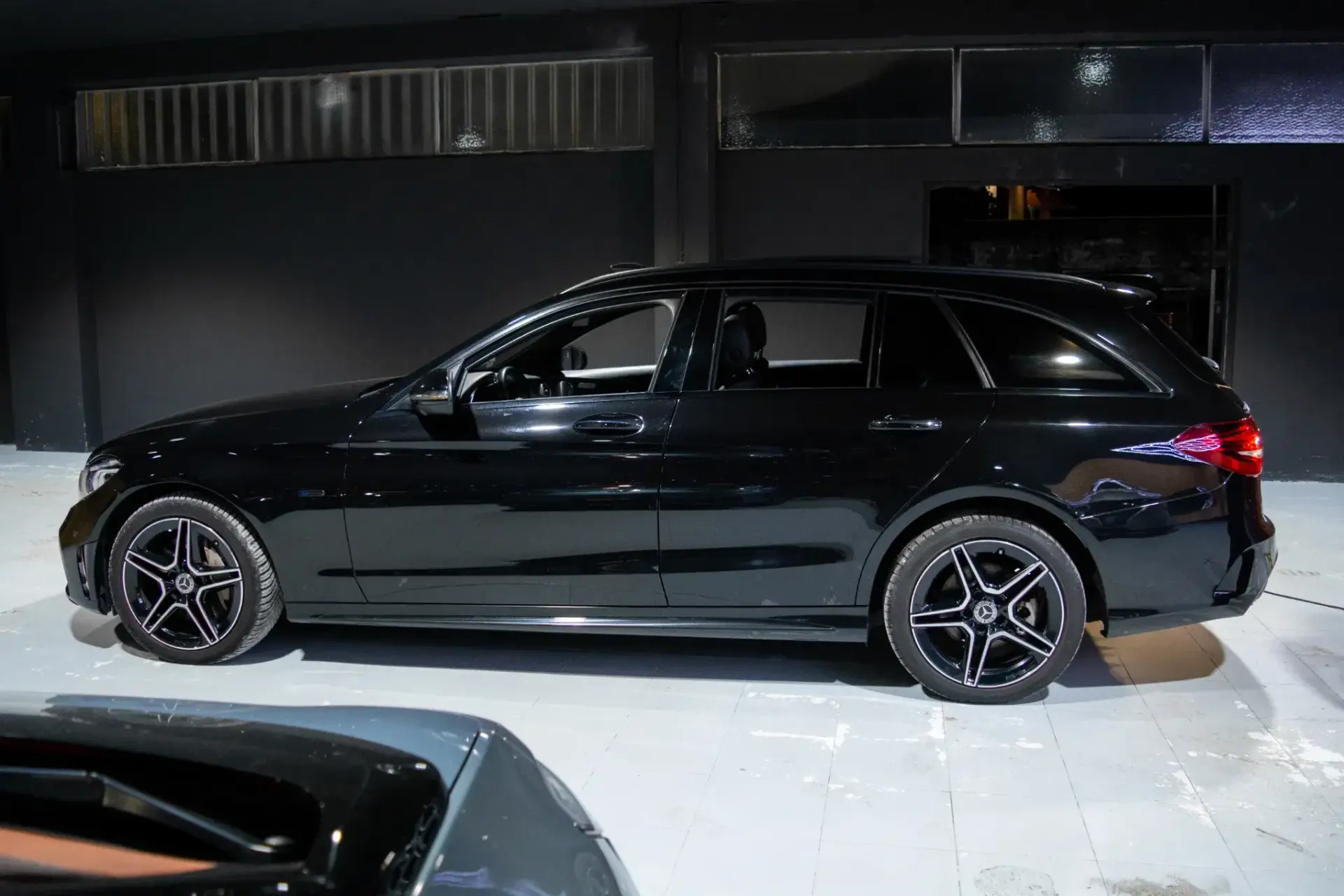 Mercedes-Benz C 300 de amg line 8
