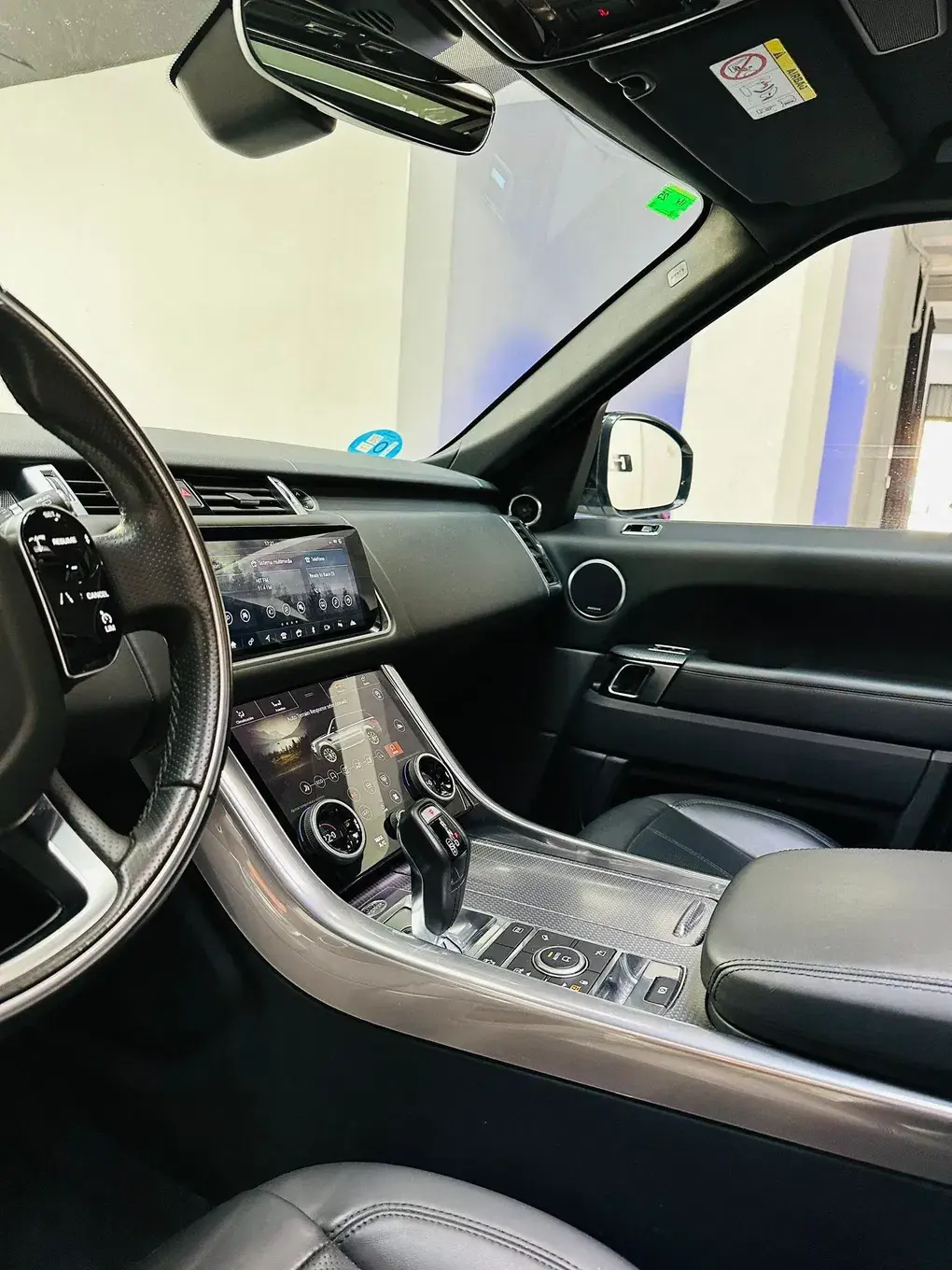 Land Rover Range Rover Sport P400e Hybrid HSE 21