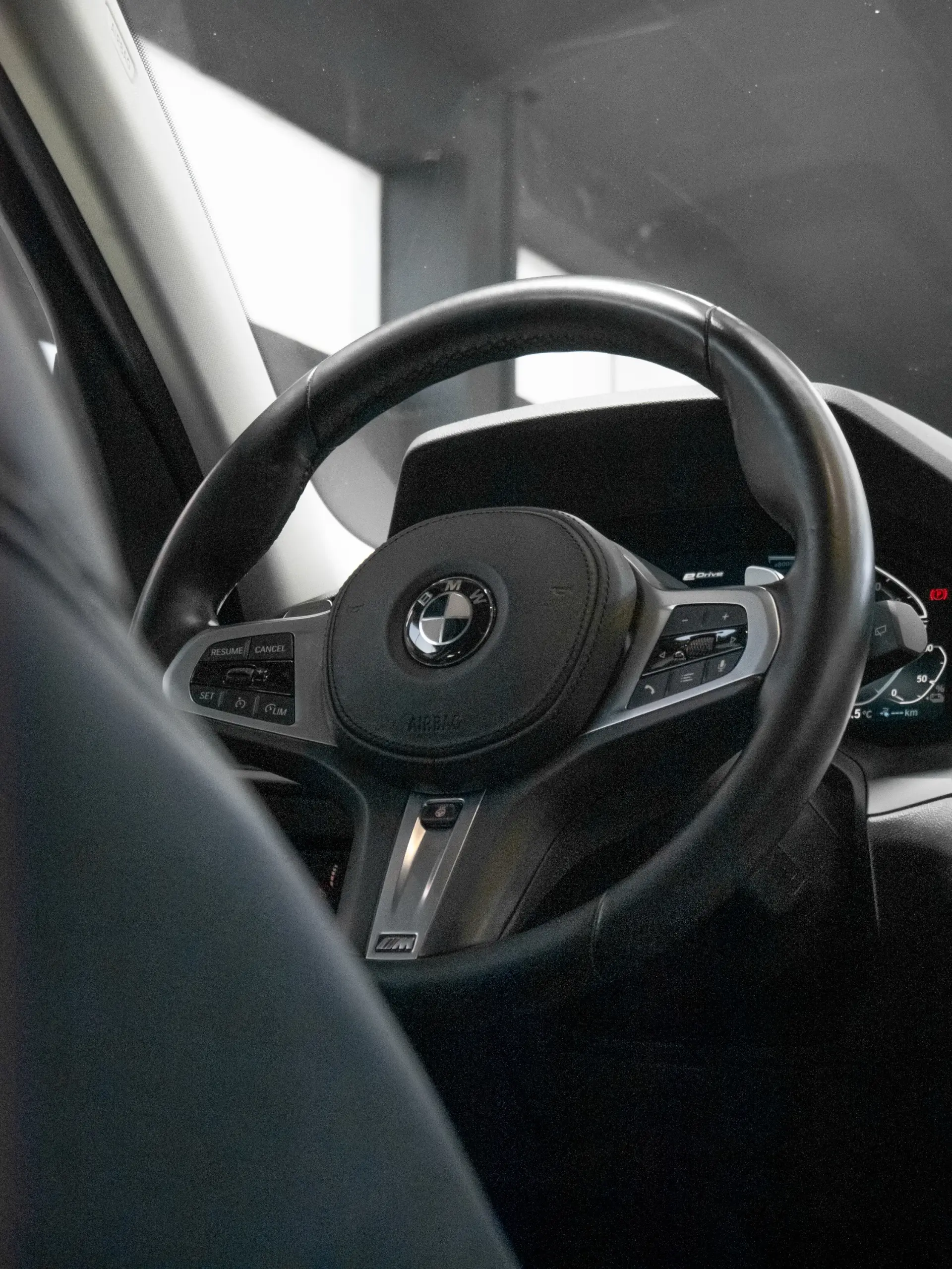 BMW 320 320e full look M3 29