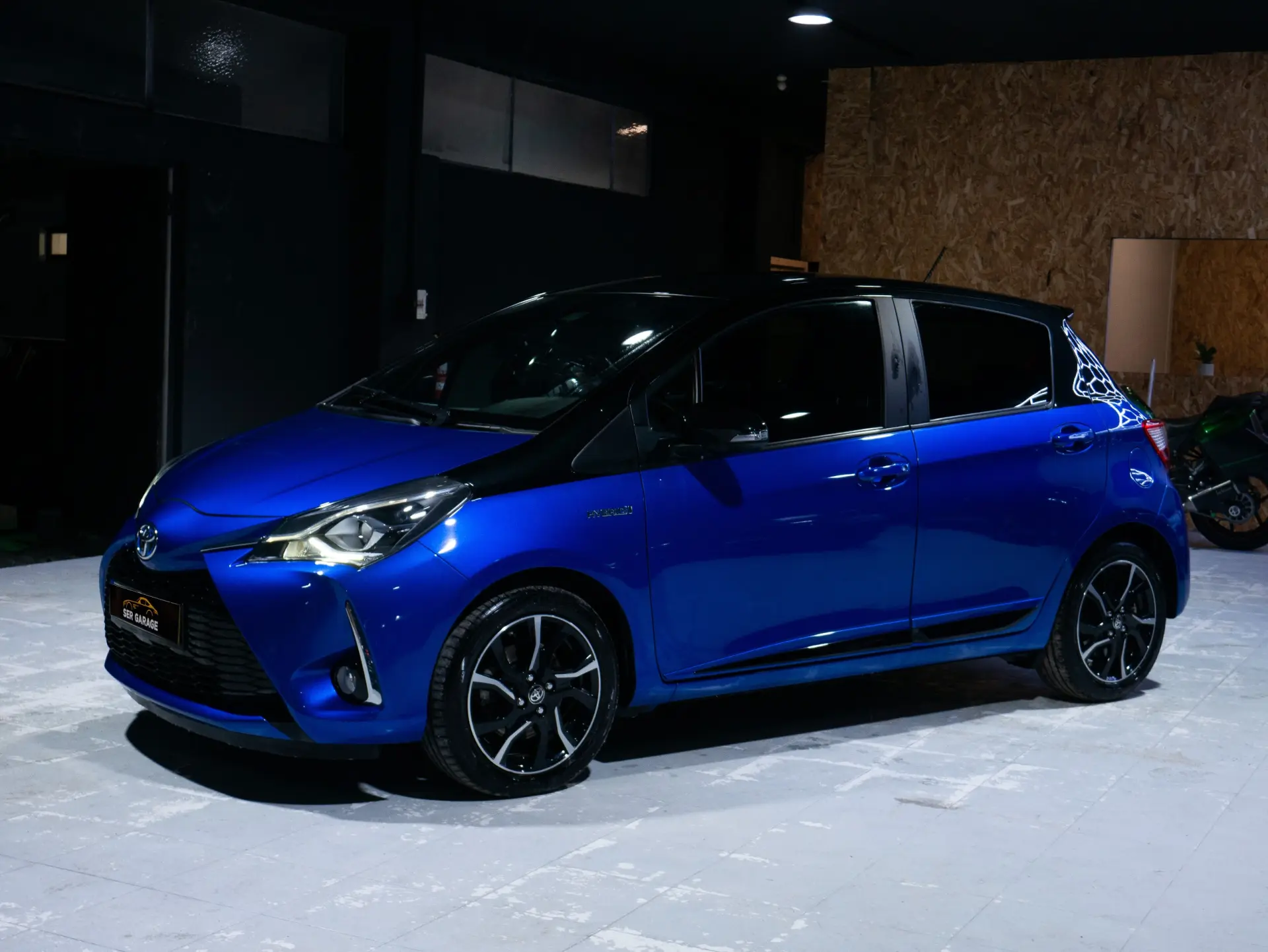 Toyota Yaris 1.5 HSD Square Collec.Blue 5