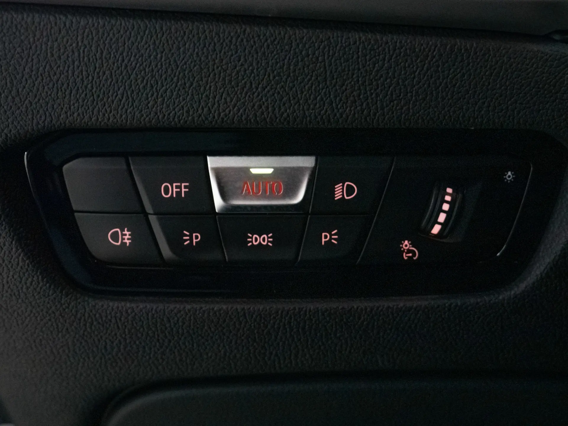 BMW 320 320e full look M3 43