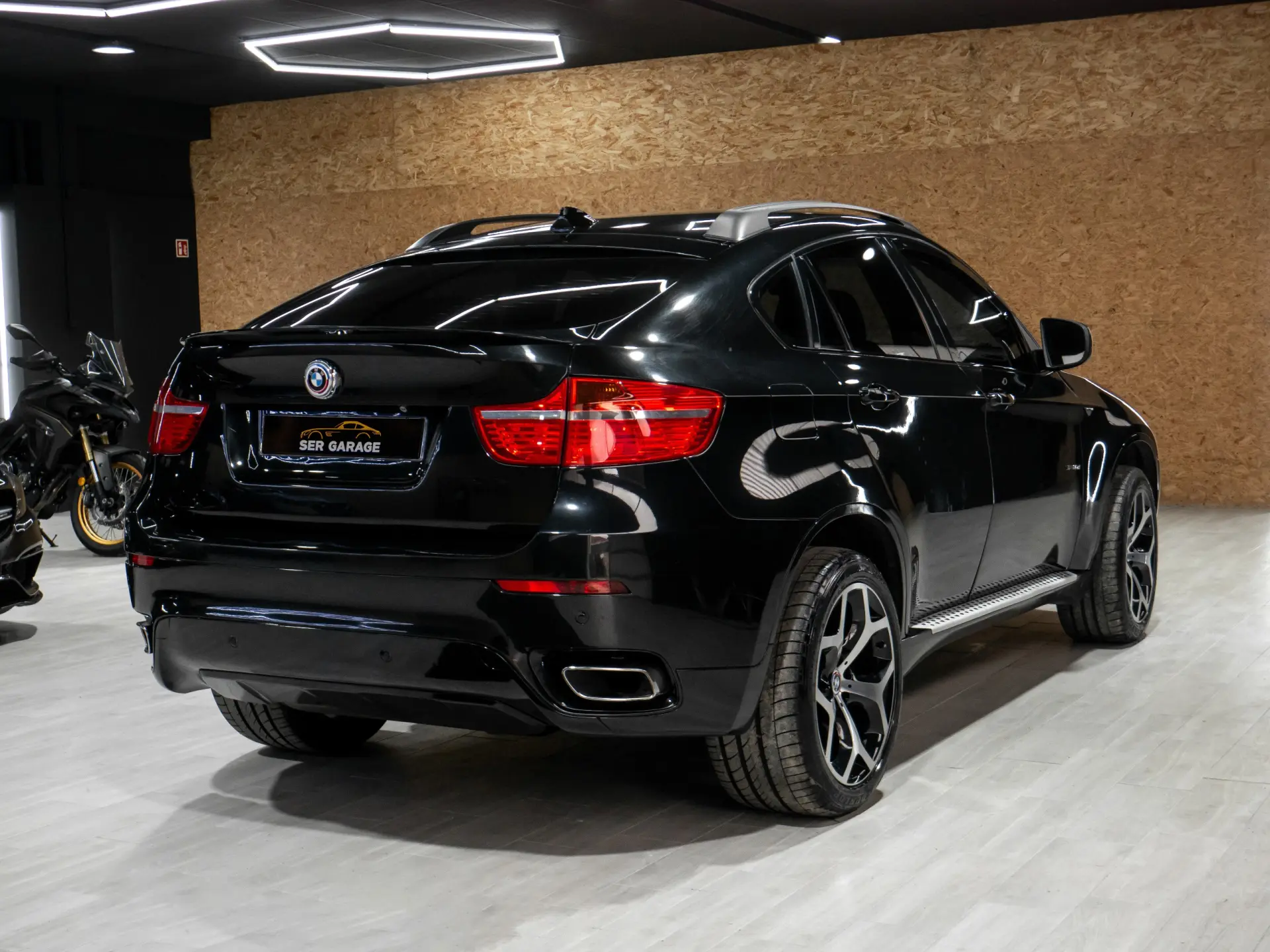 BMW X6 35 d xDrive 10