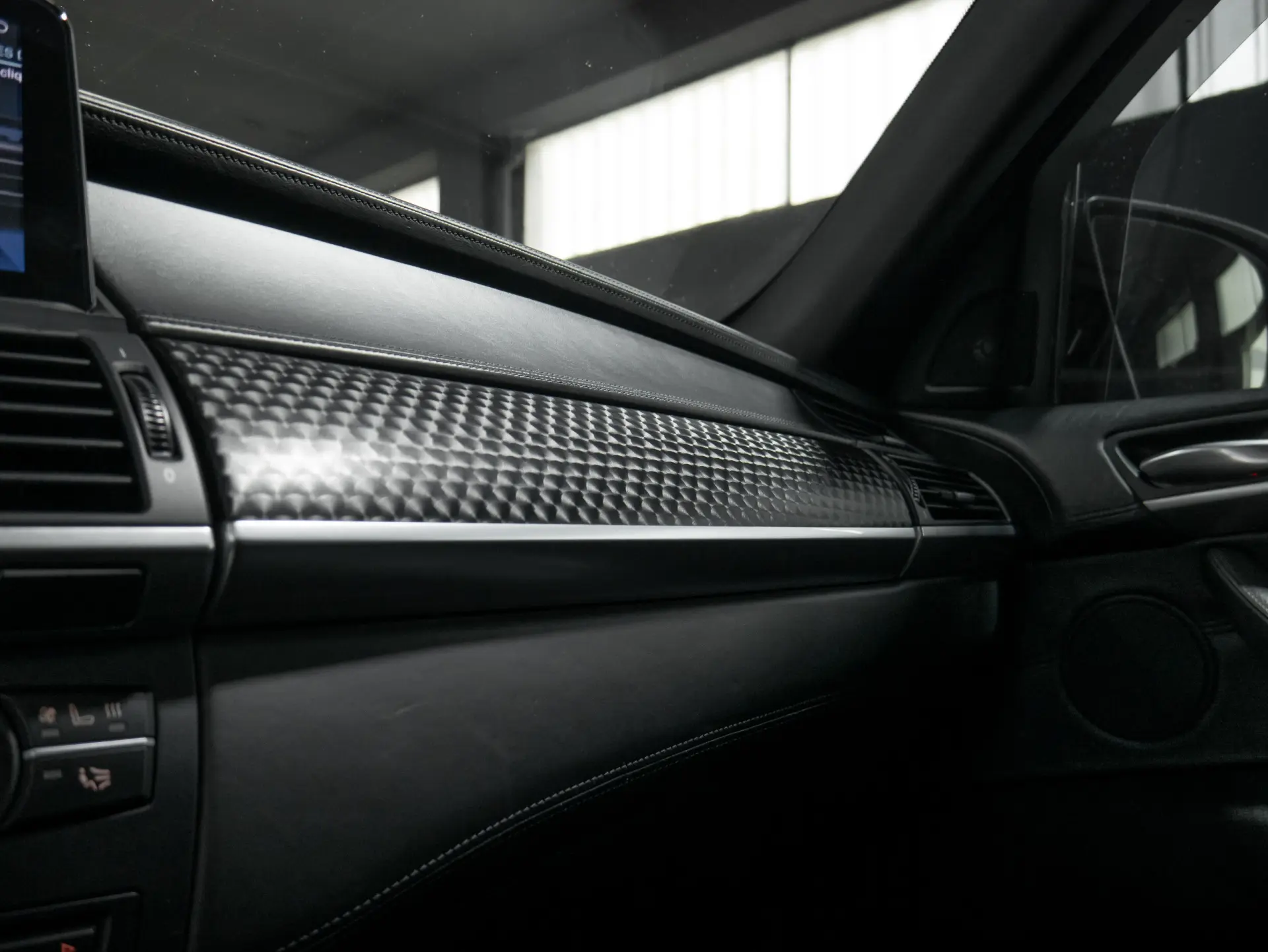 BMW X6 35 d xDrive 28