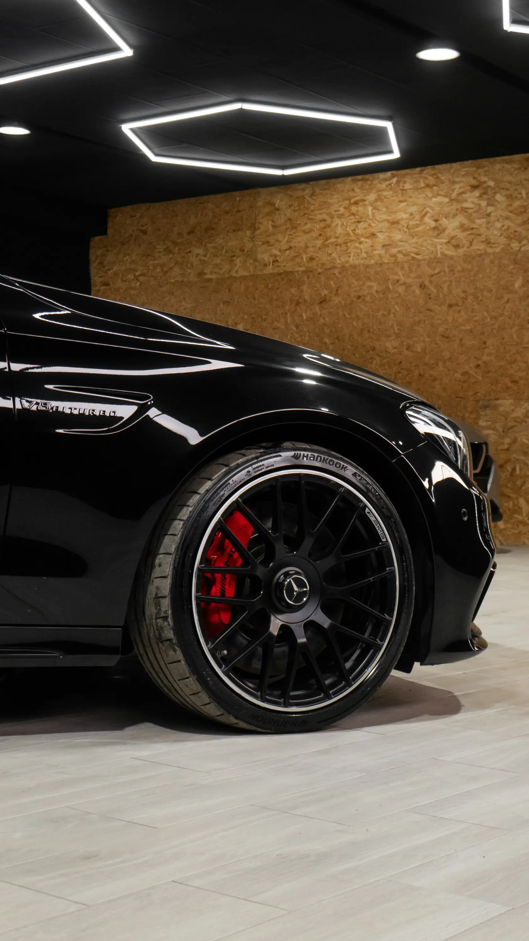 Mercedes-Benz C 63 AMG S 18