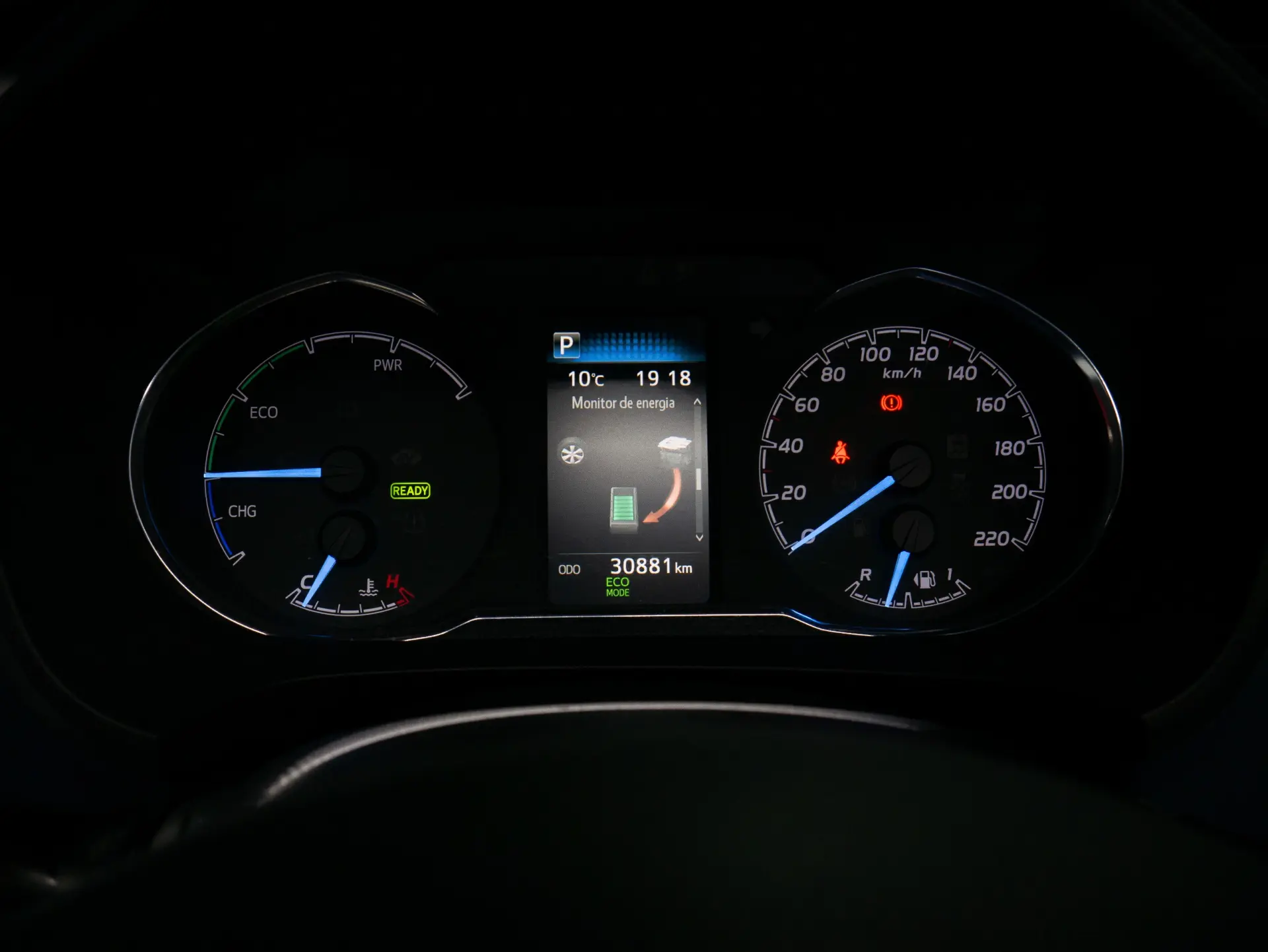 Toyota Yaris 1.5 HSD Square Collec.Blue 22