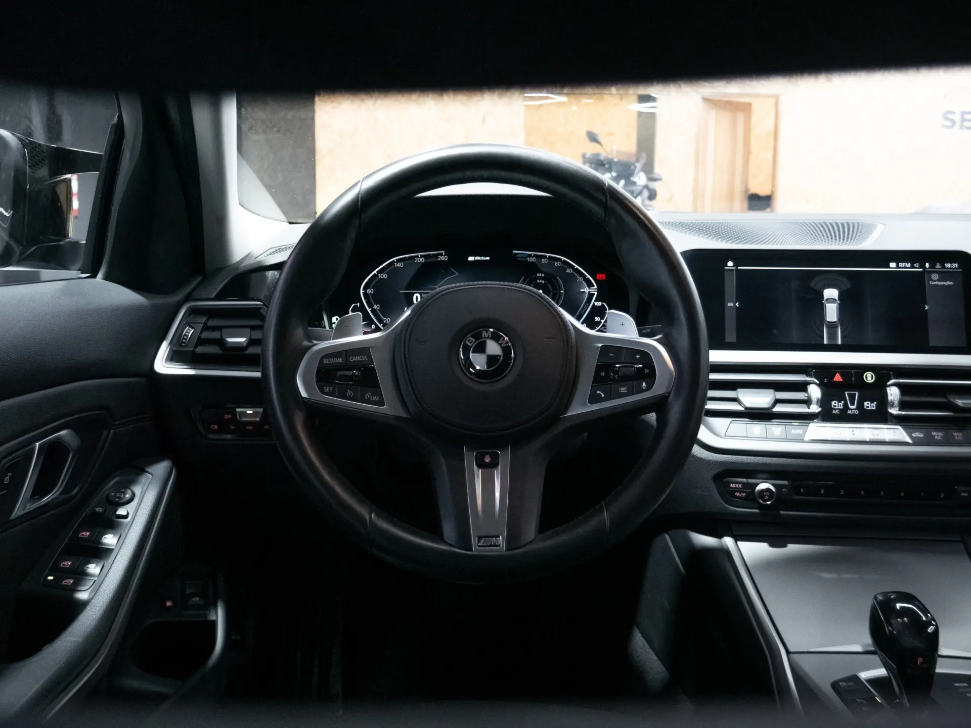 BMW 320 320e full look M3 28