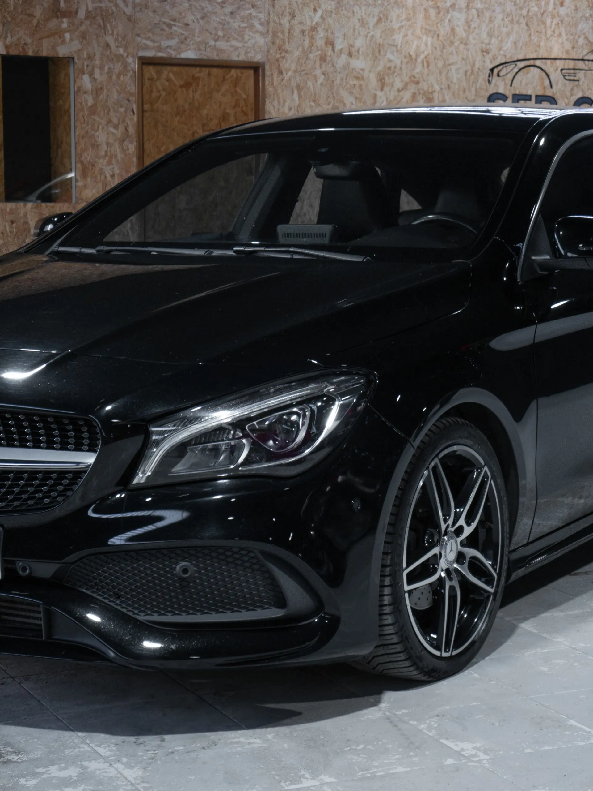 Mercedes-Benz CLA 200 d Shooting Brake AMG Line Aut. 6