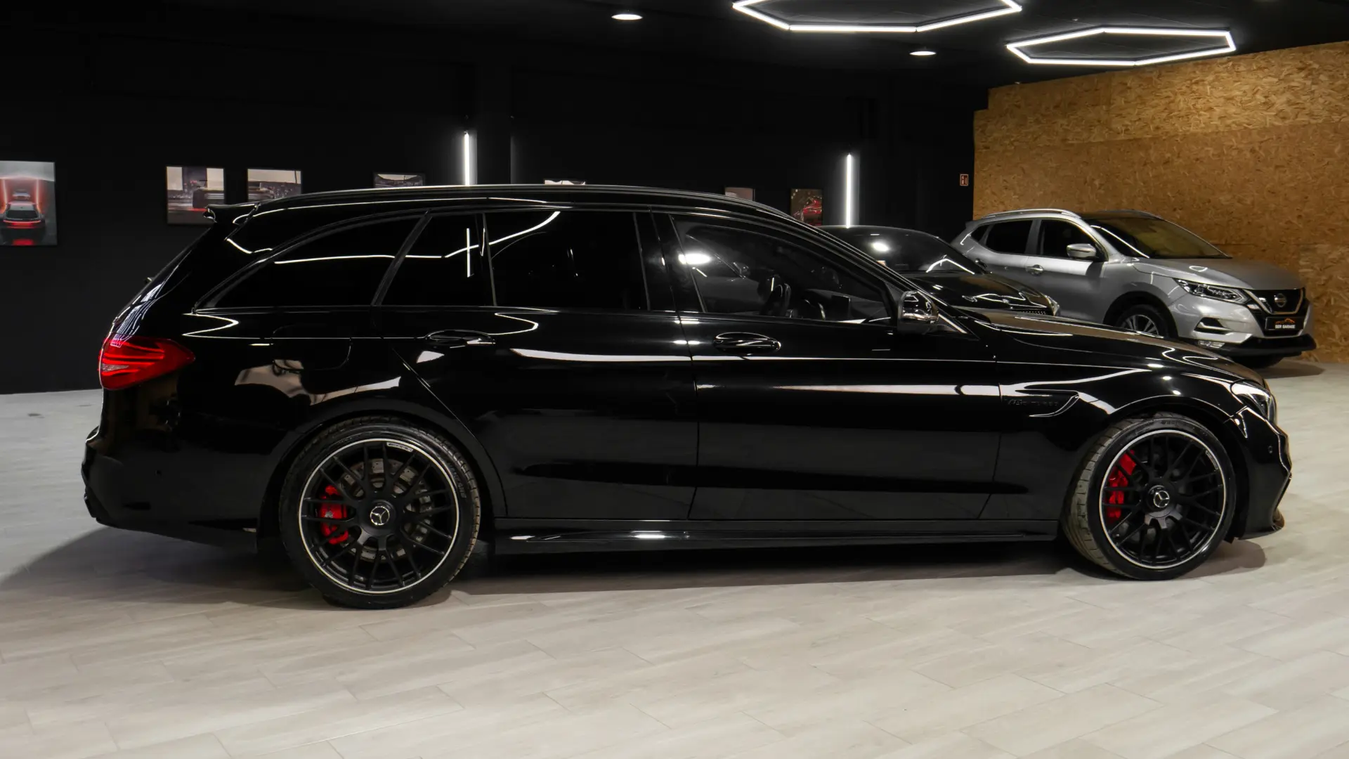 Mercedes-Benz C 63 AMG S 17