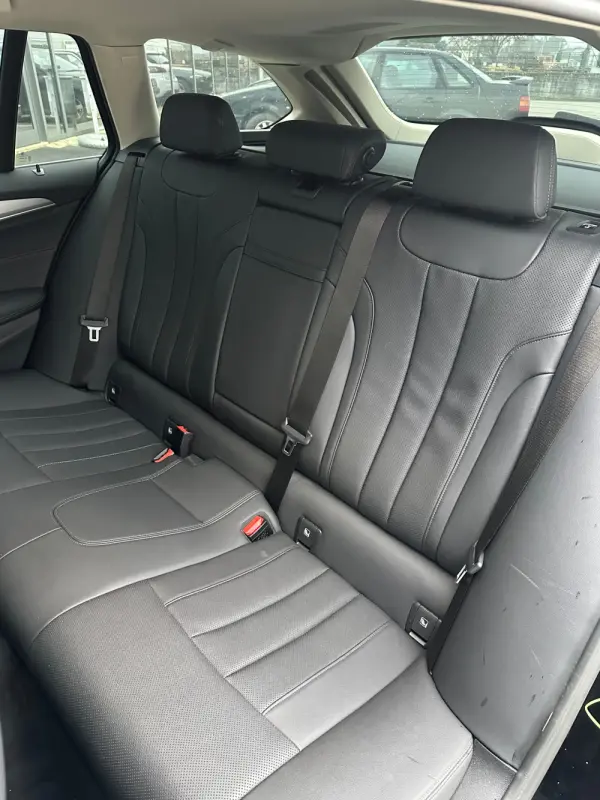 BMW 530 e Aut. Luxury Line 12