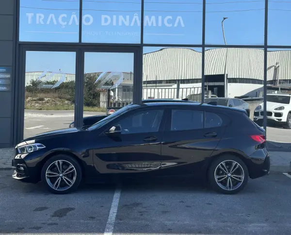 BMW 118 i Aut. Sport Line 9