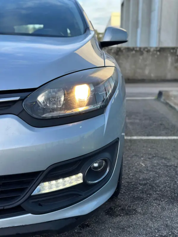 Renault Mégane 1.5 dCi Dynamique S SS 9