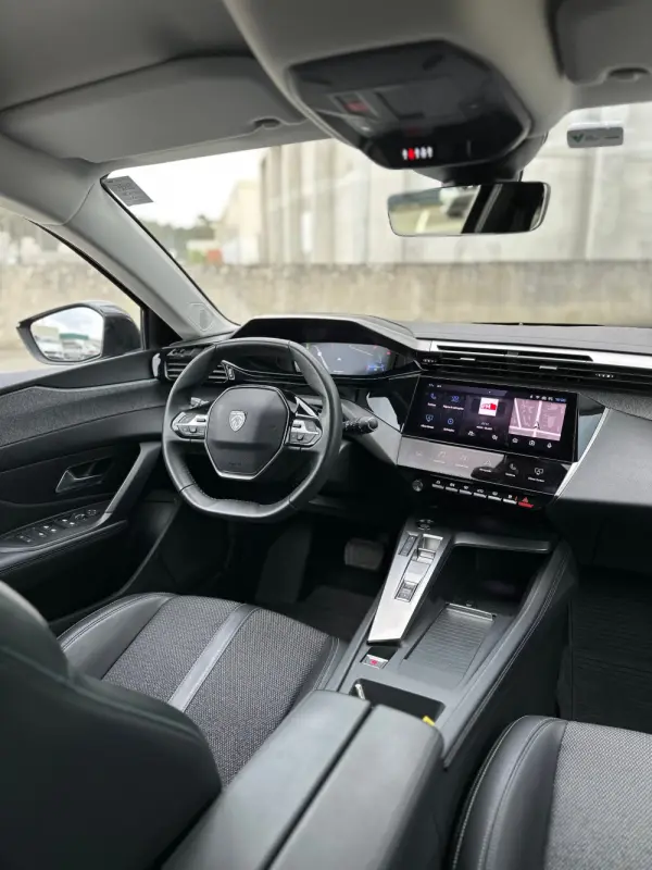 Peugeot 308 1.5 BlueHDi Allure EAT8 12