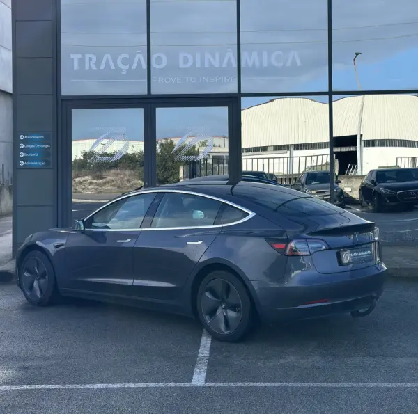 Tesla Model 3 Standard Range Plus RWD 7