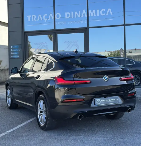 BMW X4 30 d xDrive Advantage Auto 8