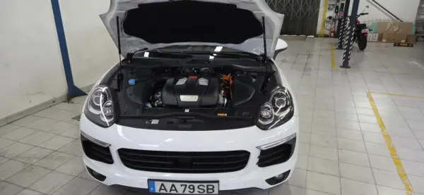 Porsche Cayenne E-Hybrid Tiptronic S 43
