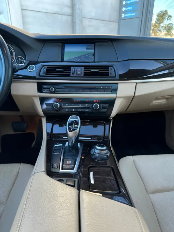 BMW 520 d Line Luxury Auto 22