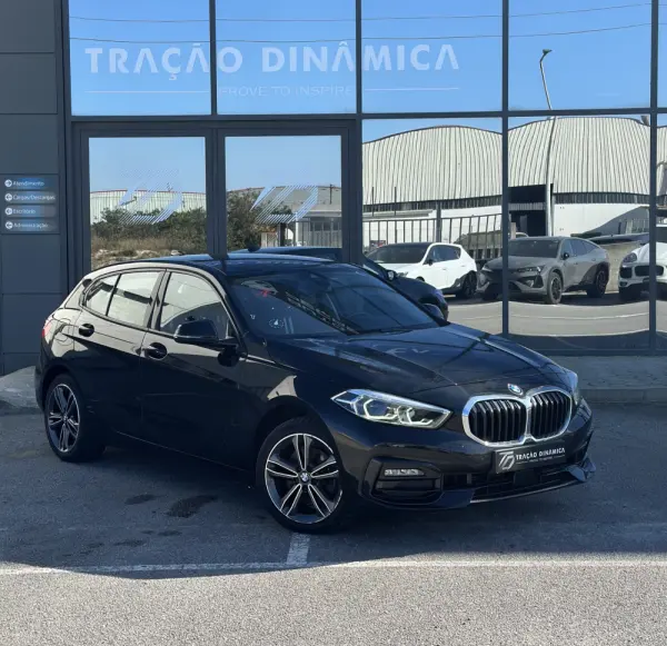 BMW 118 i Aut. Sport Line 3