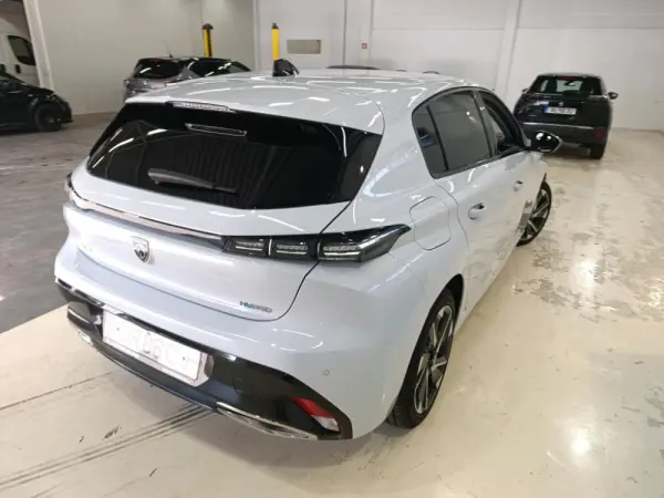 Peugeot 308 1.6 Hybrid Allure e-EAT8 3