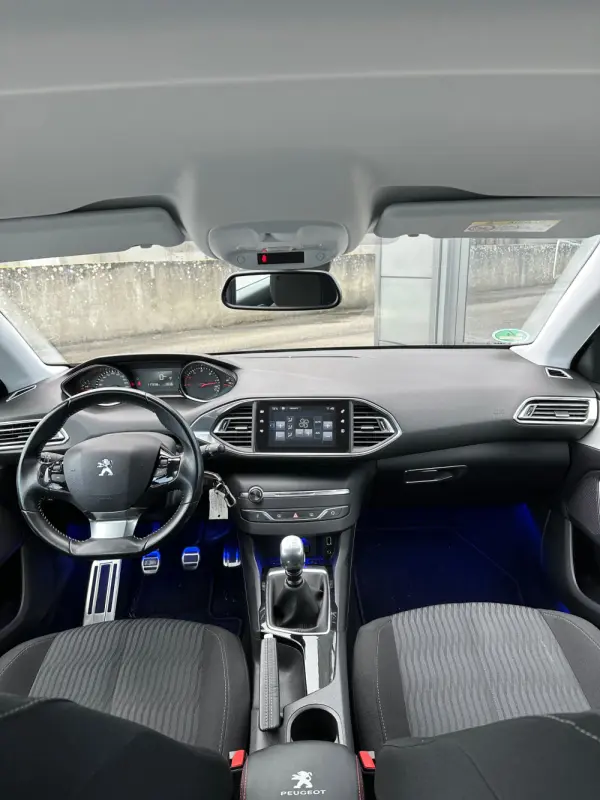 Peugeot 308 SW BlueHDi 120 Stop & Start Active 12