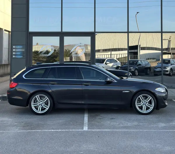 BMW 520 d Line Luxury Auto 6